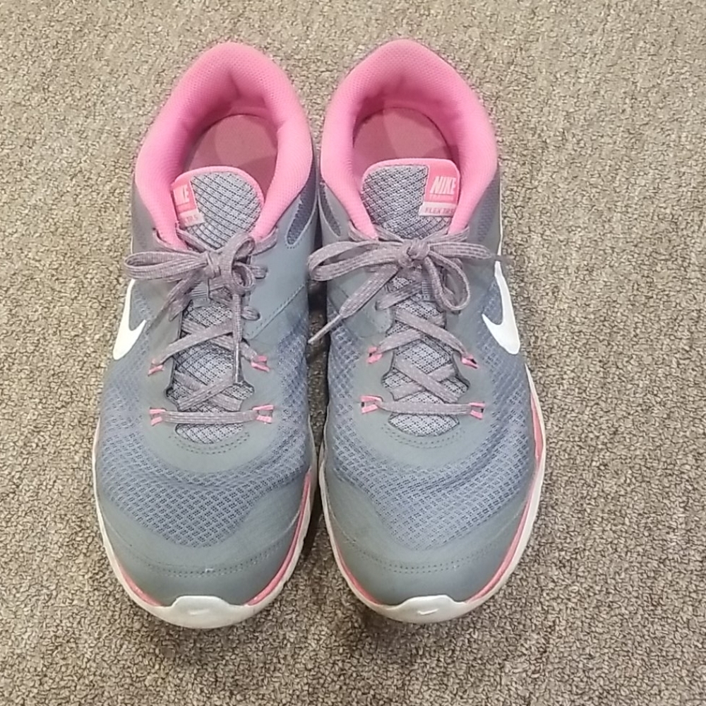 Nike Flex TR 5 sneakers